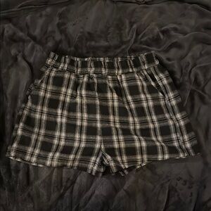 H&M Black and White Plaid Women's Shorts